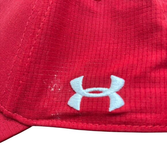 Under Armour Wisconsin Badgers Fitted Red Hat Ball Cap Size XL - Picture 3 of 6
